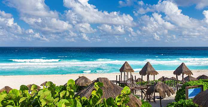Passover programs at beach resorts in Mexico.